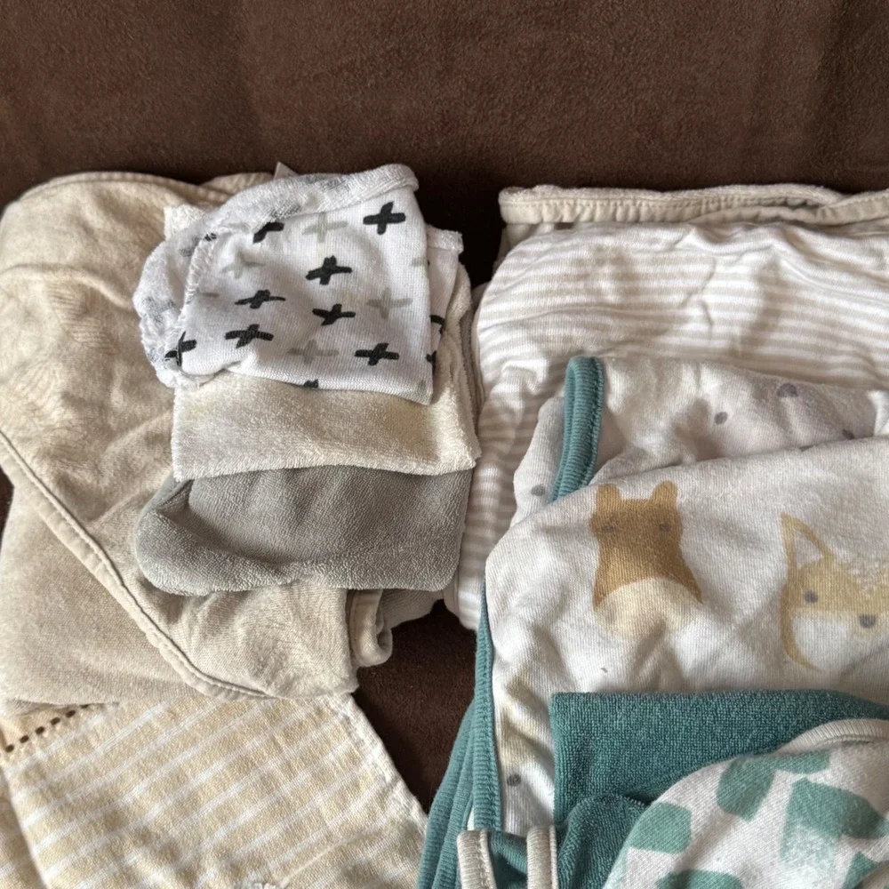 Cloud Island Just Born Baby Hooded Towel‎ Washcloth Bundle Teal Cream 8 Pc Set